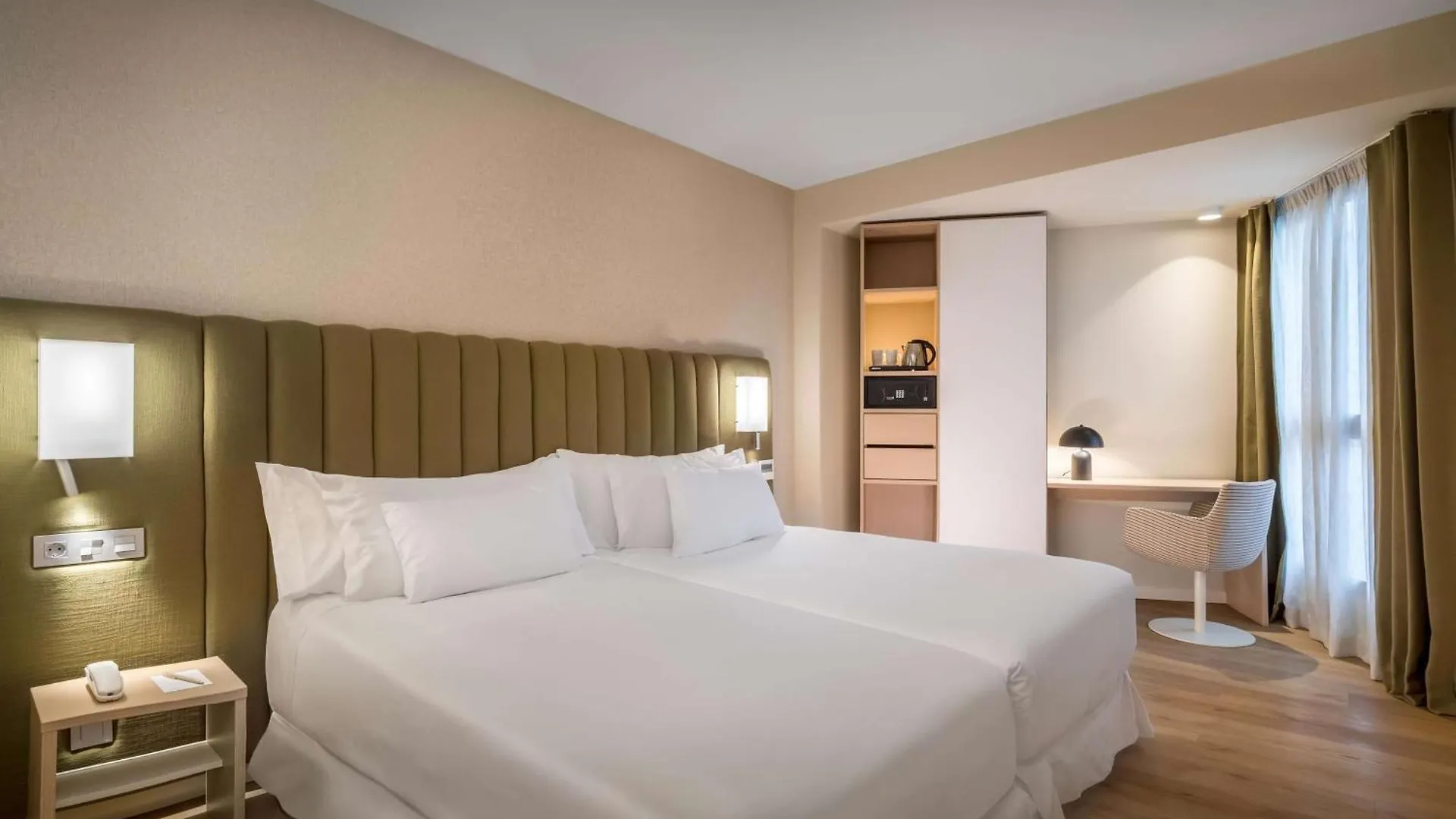 ****  מלון Barcelo Bilbao Nervion ספרד